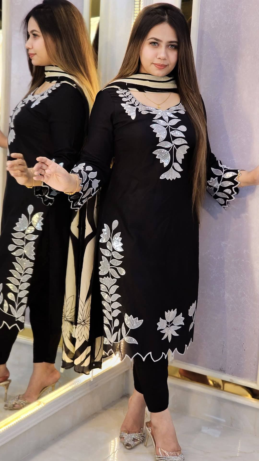 Black Sequence 3piece set